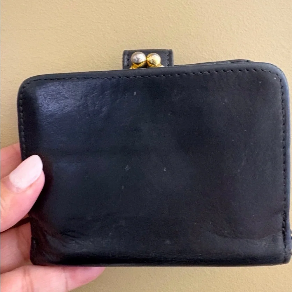 Vintage Coach Black Buffalo Leather Kiss-Lock Bifold Wallet